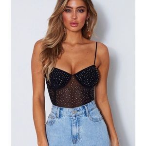 XS white fox boutique bodysuit